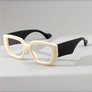 ✨NEW Chic Cream and Black Women's clear lens Personality Glasses